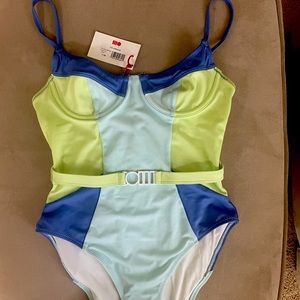 Solid & Striped New with Tags Spencer 1 piece Swimsuit Size Small (4).